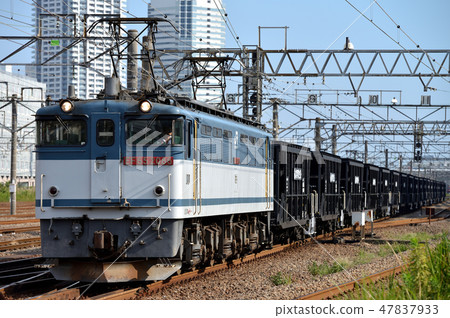 EF 65 cement freight train to Kumagaya Freight Terminal 47837933