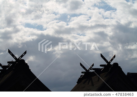Izumo Taisha Shinto shrine moon 47838463