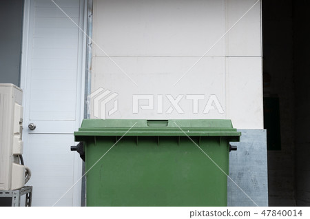 city trash cans city trash cans 47840014