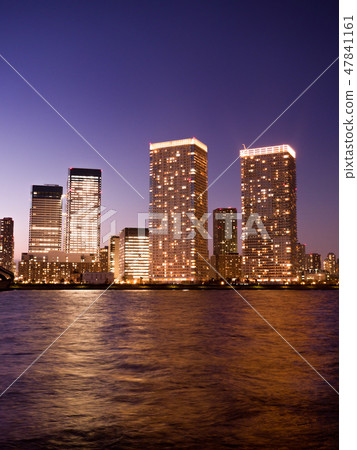 塔公寓街在東京沿海地區 47841161