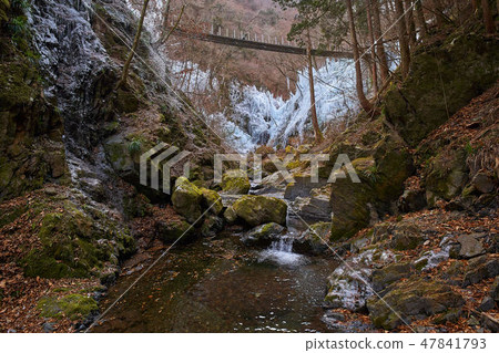 I look up at the icicle of Ogino Valley ice pillar in Chichibu, Saitama 47841793