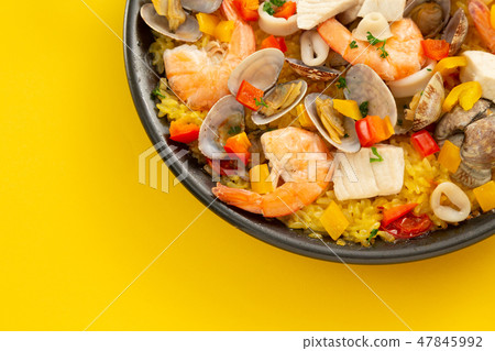 paella paella 47845992