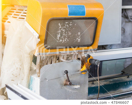 Production of PVC windows, a section of PVC plastic profile on the frame machine, machine-tool 47846607