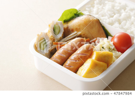 Bento  47847984