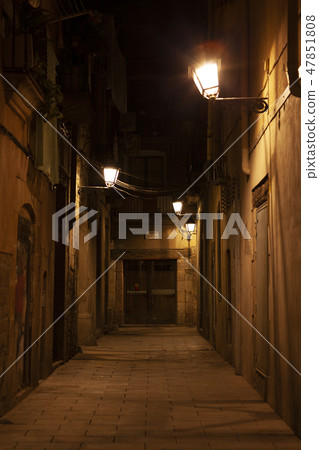 Barrio el Born at night, Barcelona, Spain Barrio el Born at night, Barcelona, Spain 47851808