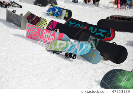 在斜坡的休息之前 47853189