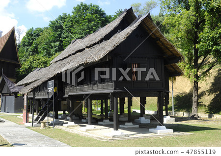 Istana Ampang Tinggi or Ampang Tinggi Palace.  47855119