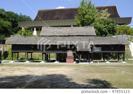 Istana Ampang Tinggi or Ampang Tinggi Palace. Istana Ampang Tinggi or Ampang Tinggi Palace. 47855123