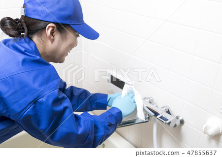 Cleaning House Cleaning Bathroom Cleaning House Cleaning Bathroom 47855637
