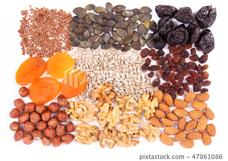 Natural ingredients as source iron, vitamins 47861086