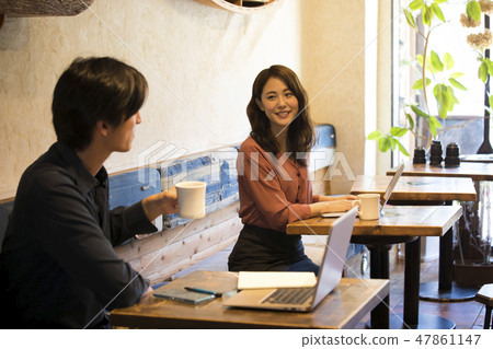 男女咖啡館 男女咖啡館 47861147