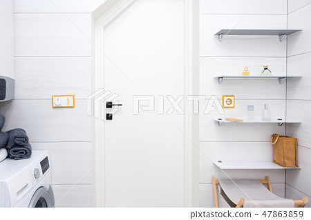 Minimalist white cozy, fresh and clean modern bathroom Minimalist white cozy, fresh and clean modern bathroom 47863859