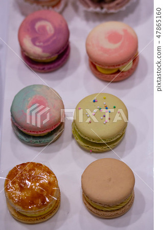 macaroon 47865160