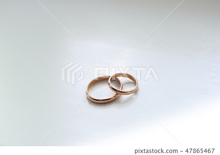 Wedding details - wedding rings as a symbol Wedding details - wedding rings as a symbol 47865467