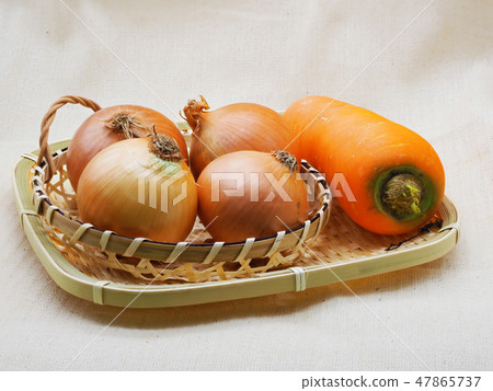 蔬菜原料（洋蔥和胡蘿蔔：有機） 47865737