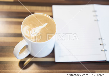 上班族午餐時刻 上班族午餐時刻 47869240
