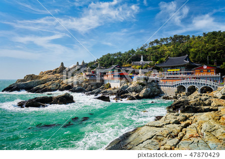 Haedong Yonggungsa Temple. Busan, South Korea Haedong Yonggungsa Temple. Busan, South Korea 47870429