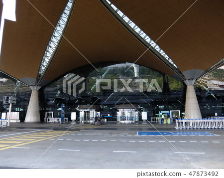 Kuala Lumpur International Airport entrance (Malaysia) 47873492