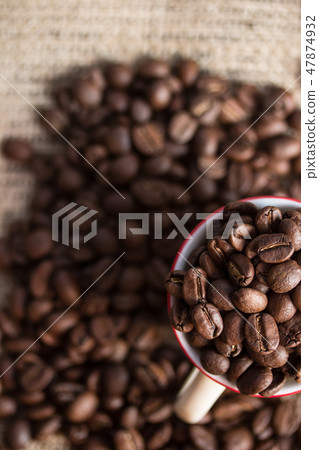 Coffee beans 47874932