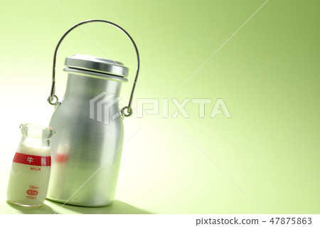 Milk tank and milk 47875863