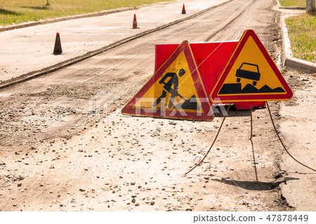 Repair of motor road 47878449