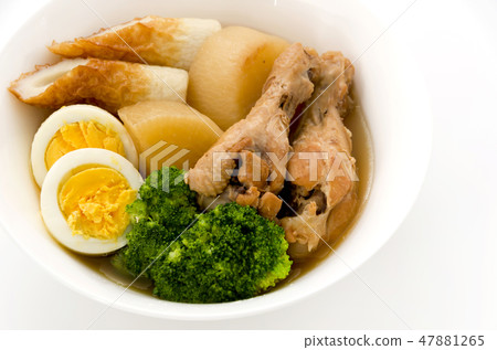 燉雞肉和蘿蔔 47881265