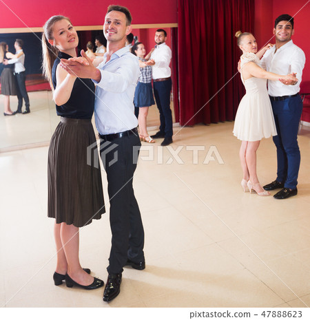 People dancing slow ballroom dances People dancing slow ballroom dances 47888623