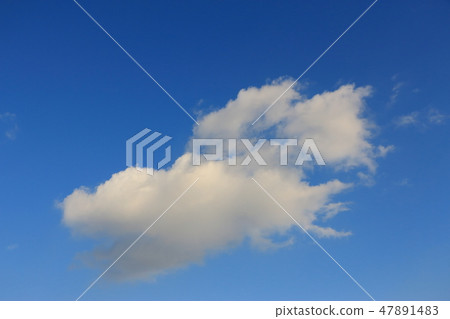 冬天的天空和雲彩 冬天的天空和雲彩 47891483