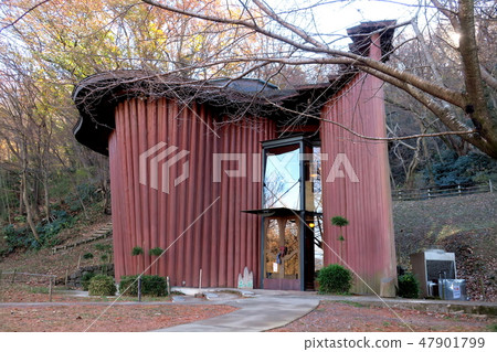 Children's Forest Park Forest House 47901799