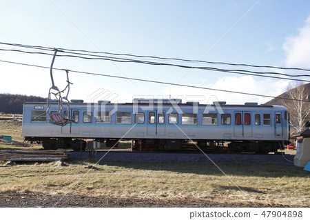115系列列車用作Blanche Takayama滑雪勝地的候車室 115系列列車用作Blanche Takayama滑雪勝地的候車室 47904898