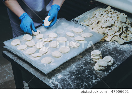 process of making buuza 47906691