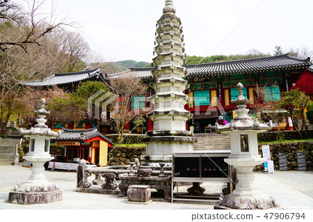 South Korea Huaxie Temple 47906794
