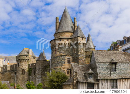 Castle of Vitre in Brittany - France Castle of Vitre in Brittany - France 47906804