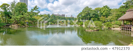Panoramic scenery of Hiroshima Shuken Garden 47912370