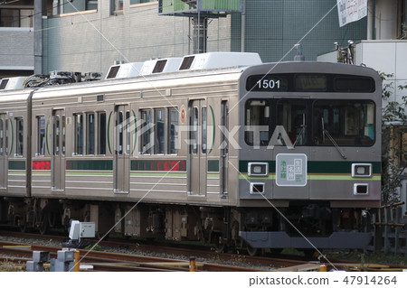 在山谷檢查區域被雪拘留的東急池上線 在山谷檢查區域被雪拘留的東急池上線 47914264