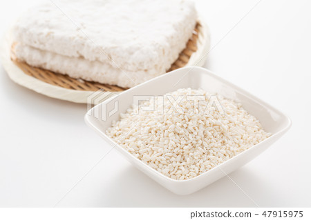 Malted rice  47915975