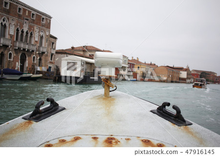 rusty metal boat grand canal venice italy perspect rusty metal boat grand canal venice italy perspect 47916145