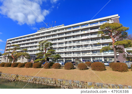 [Kochi Prefecture] Kochi Prefectural Office under sunny weather 47916386
