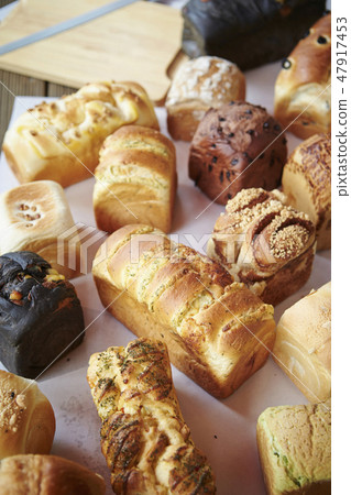 Bakery Bakery Lots of delicious bread 47917453