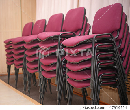 red chairs 47919524