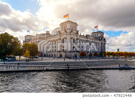 Famous Reichstag building in Berlin 47922446