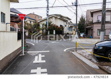 Intersection without a residential area signal Intersection without a residential area signal 47924614