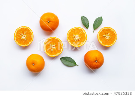Fresh orange citrus fruits with leaves Fresh orange citrus fruits with leaves 47925338