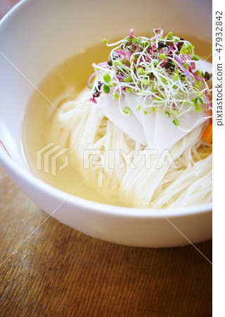 Korean cuisine Morutigukusu sardine soup stockings 47932842