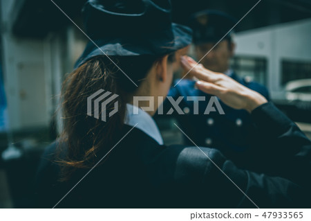 cops, policeman, policemen 47933565