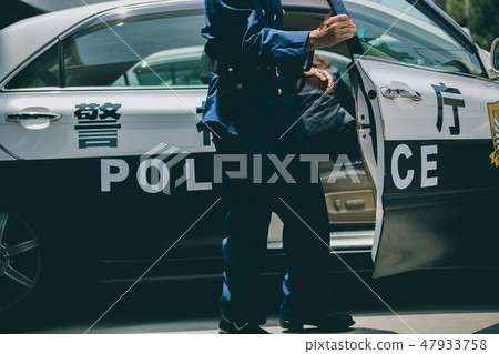 警察 車 交通工具 47933758