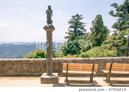 高尾山、表參道/登山1號線、從11丁目茶室旁的展望台眺望關東平原 47936619