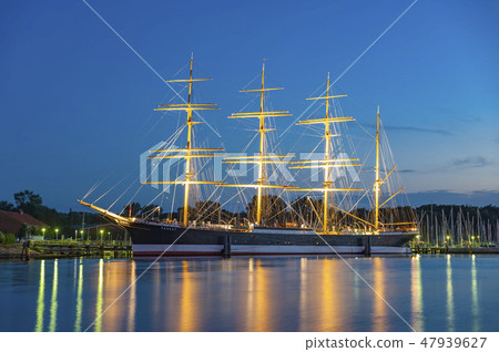 View to the four-masted sailing ship Passat 47939627