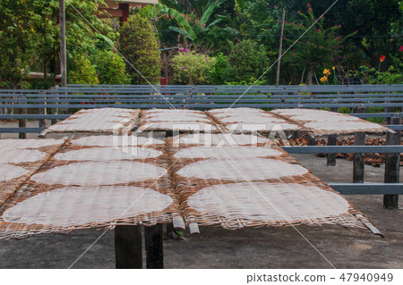 越南芹苴重太陽宣紙 越南芹苴重太陽宣紙 47940949