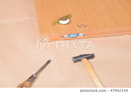 Door repair of fittings 47942149